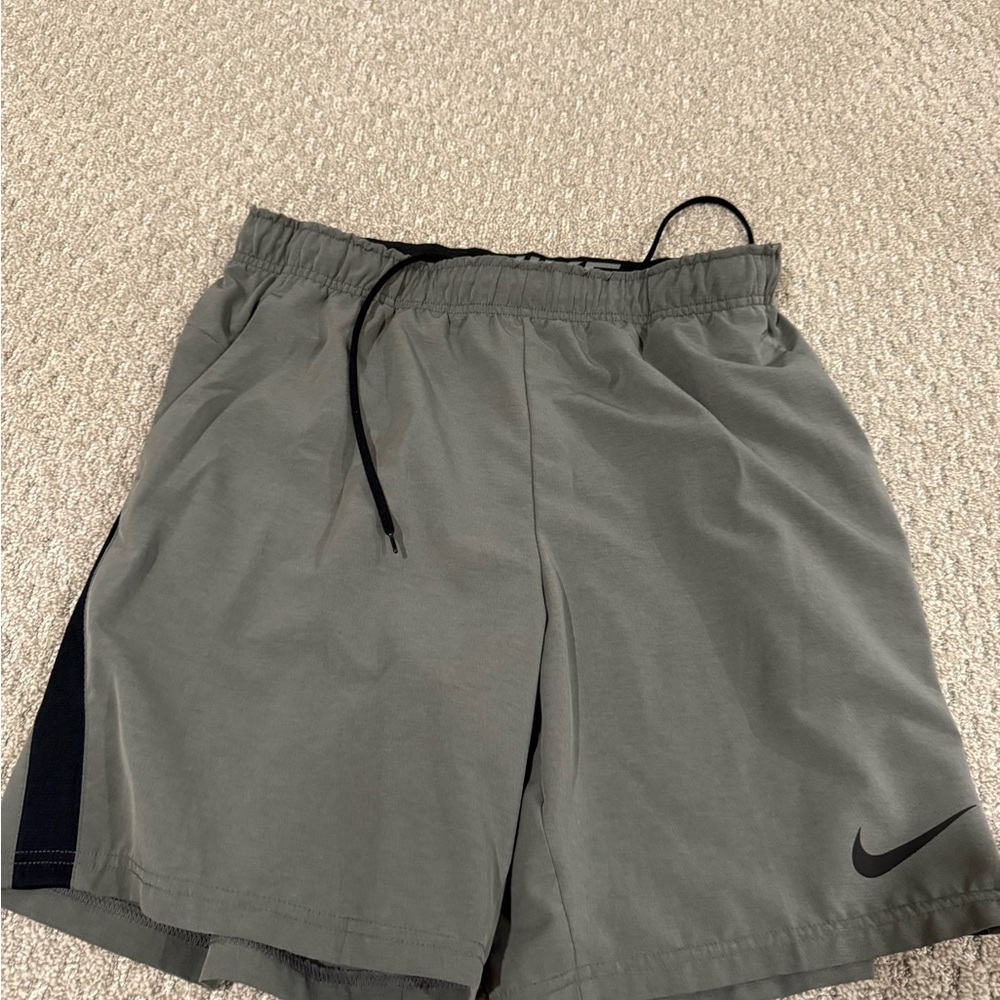 Nike Men's Olive Green Shorts